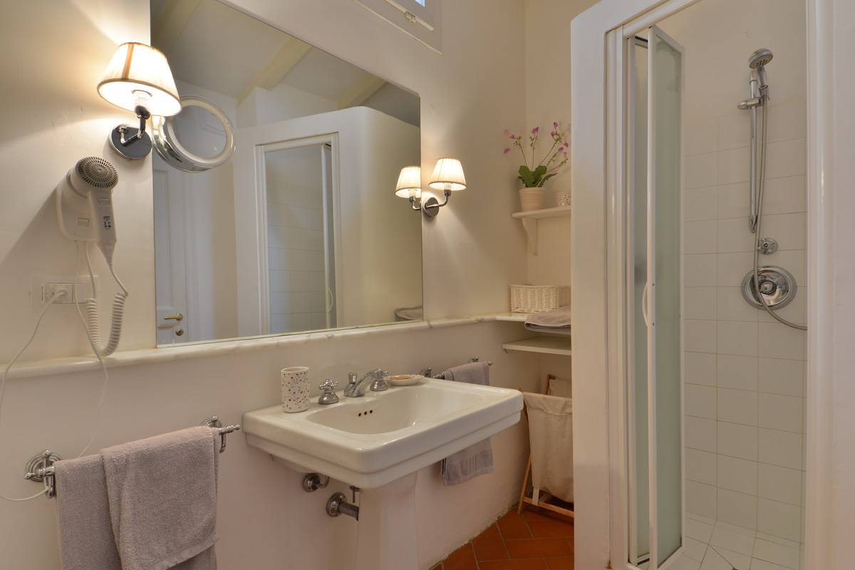 Casa indipendente in affitto a Fiesole, Caldine