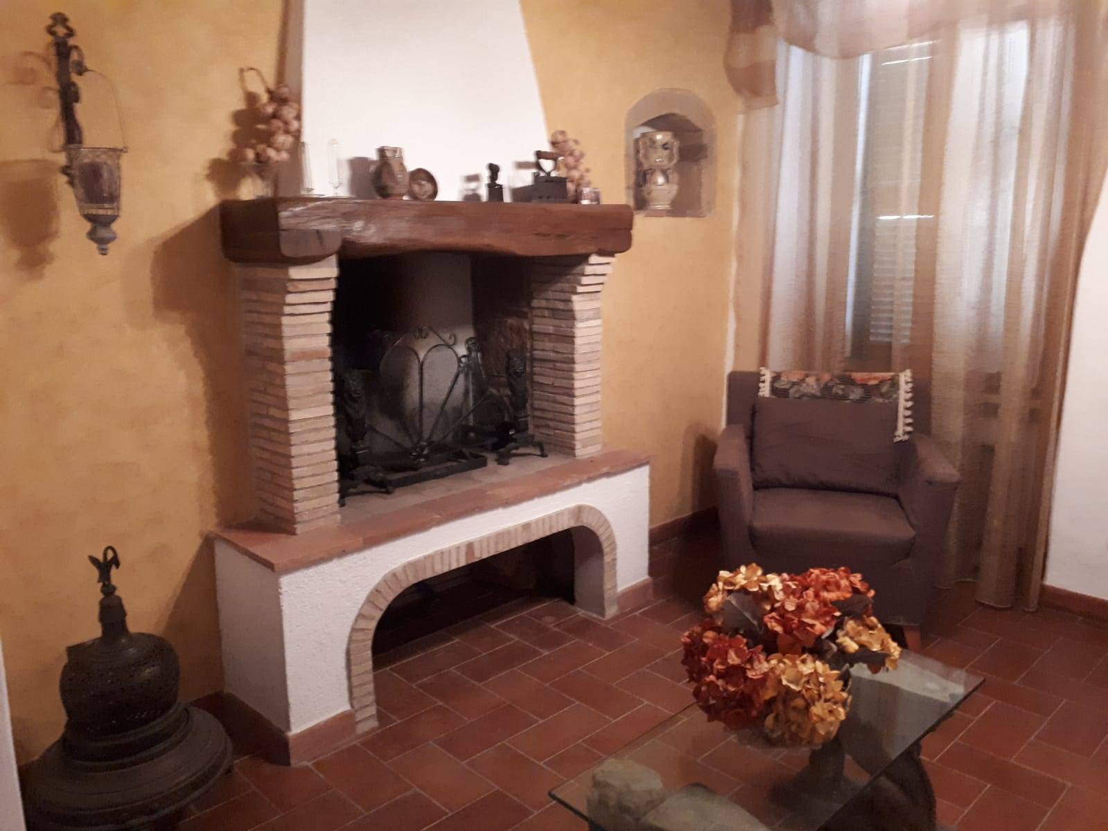 Appartamento in vendita a Pitigliano