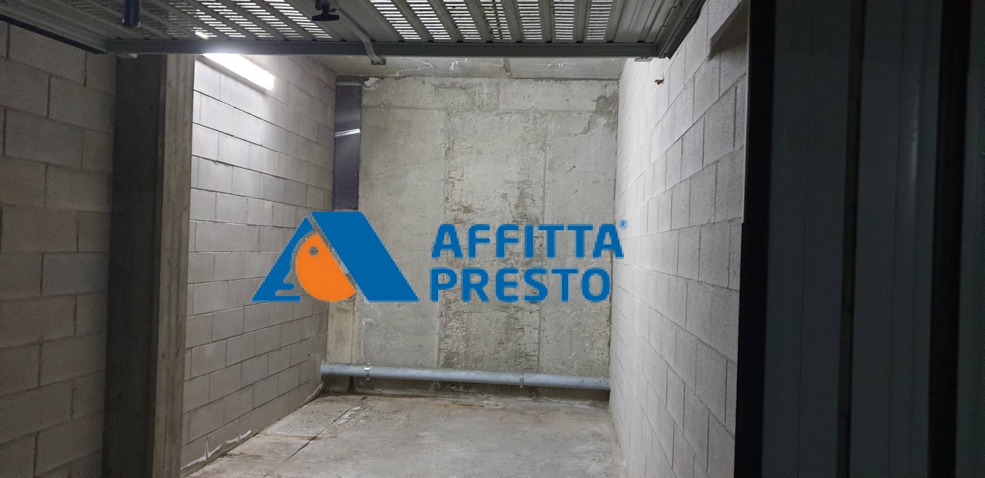 Box o garage in affitto a Firenze, Novoli