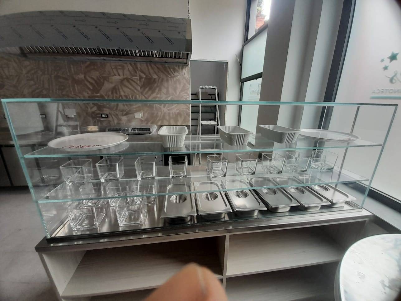 Fondo Commerciale in vendita a Firenze, Isolotto