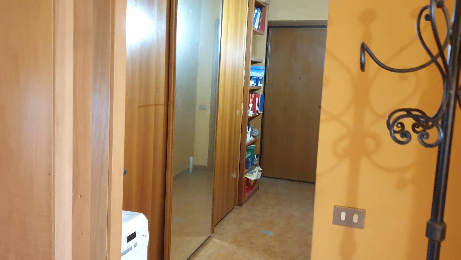 Appartamento in vendita a Guidonia Montecelio, Colle Fiorito