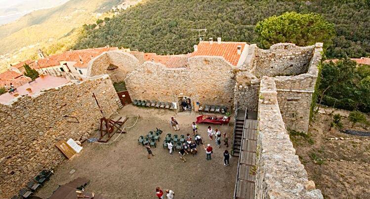 Appartamento in vendita a Marciana