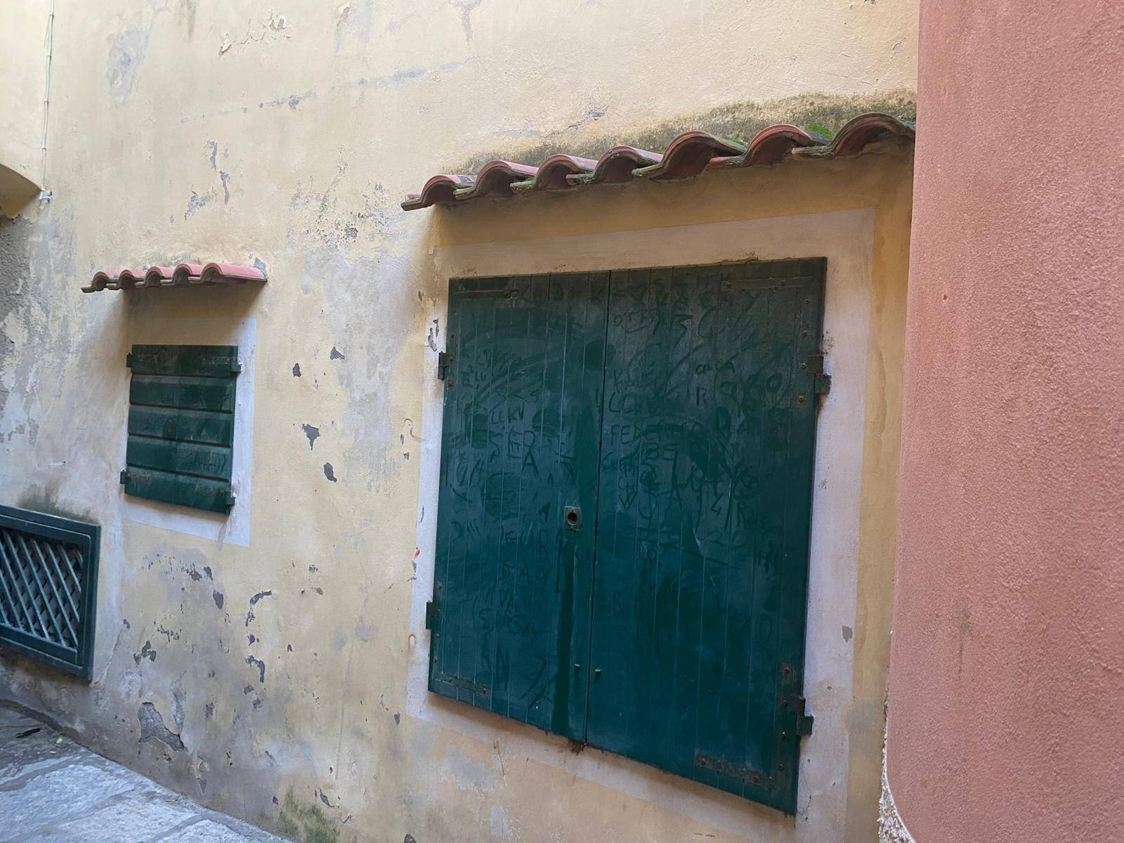 Fondo Artigianale in vendita a Marciana Marina