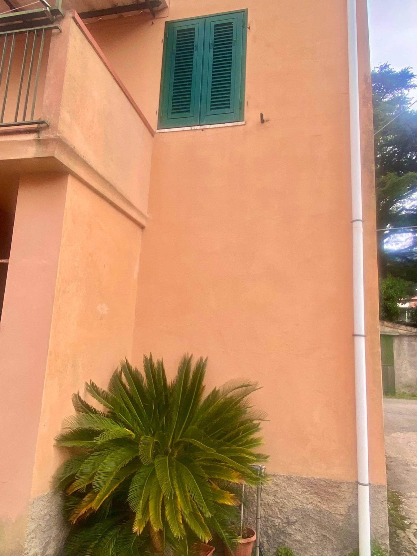 Garage/Box/Cantina/Posto Auto in vendita a Marciana