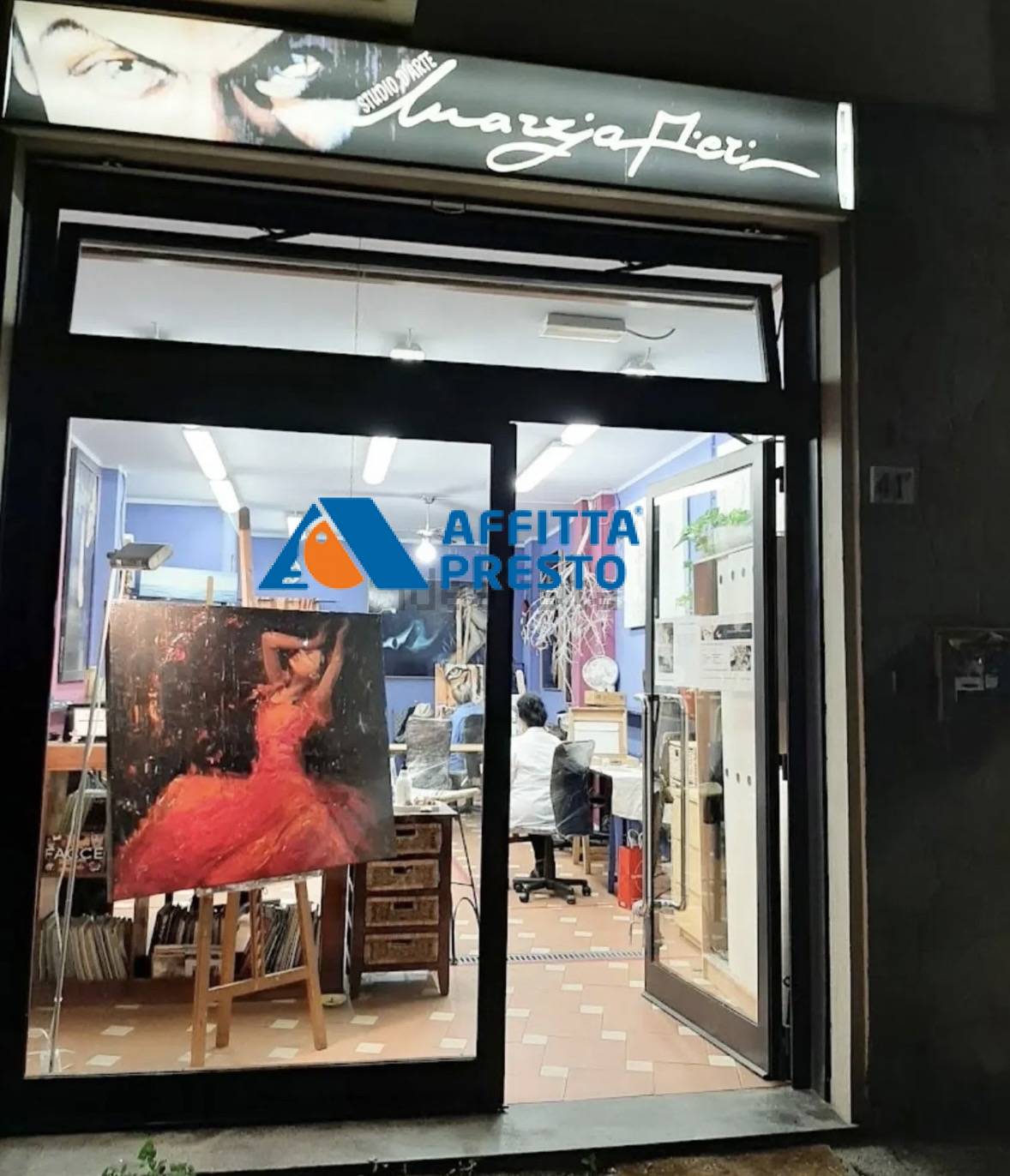 Fondo Commerciale in vendita a Firenze, Isolotto