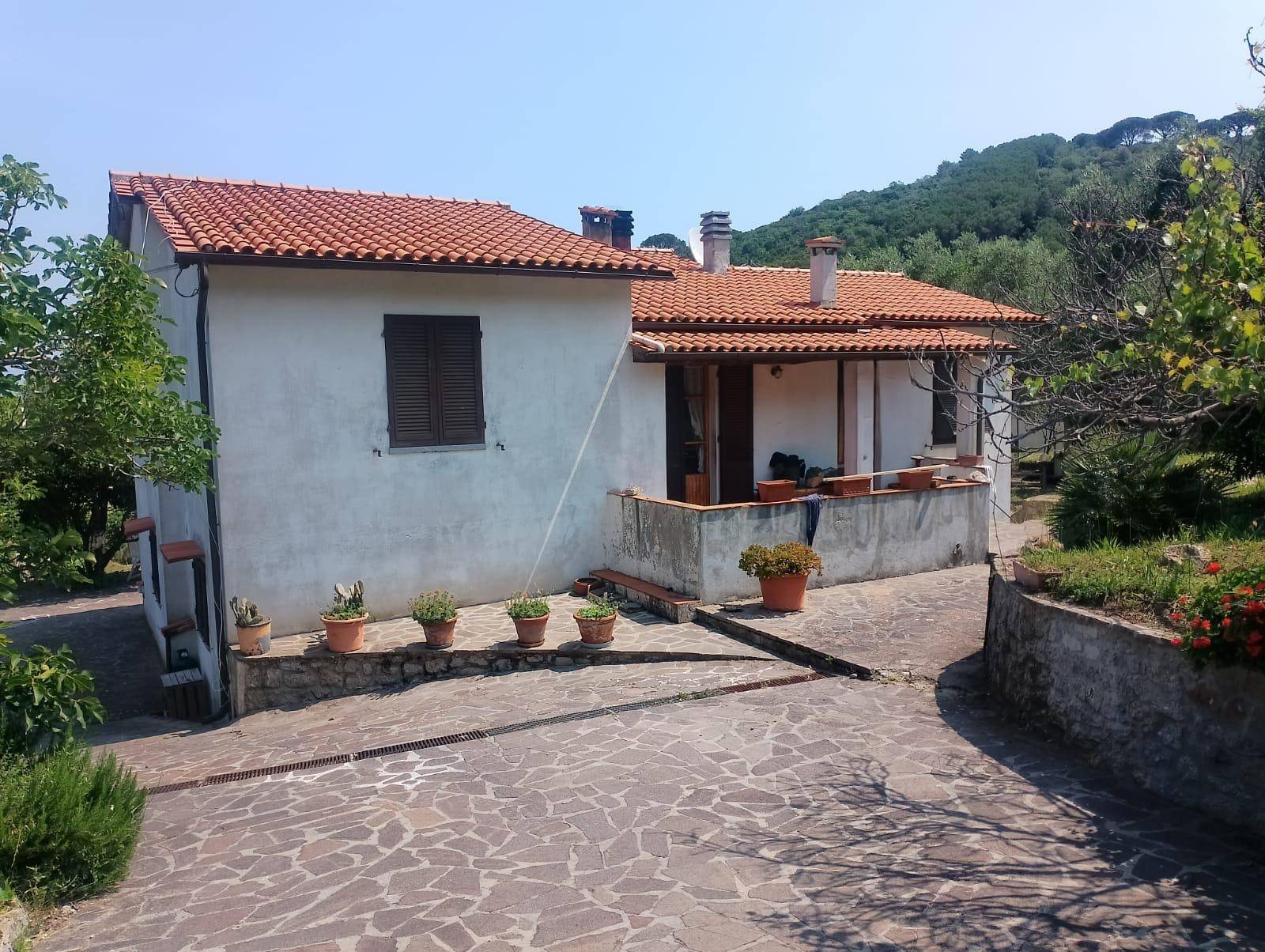 Casa semi indipendente in vendita a Marciana Marina