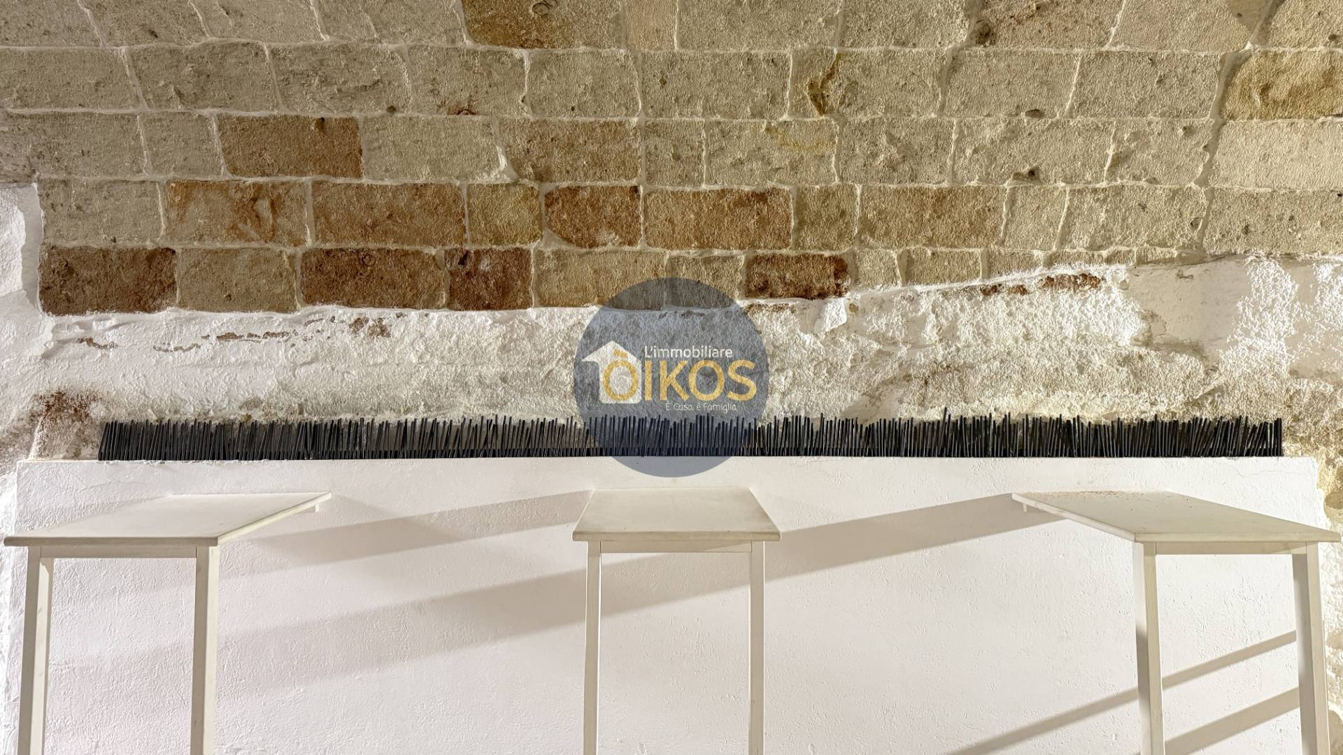 Locale commerciale in vendita a Polignano a Mare