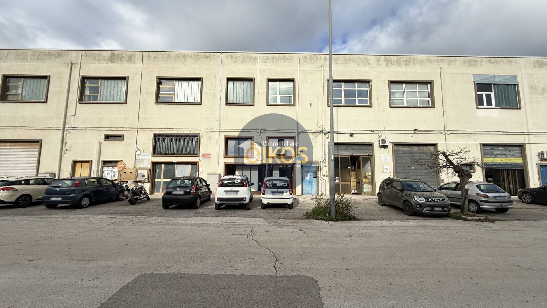 Locale commerciale in vendita a Castellana Grotte