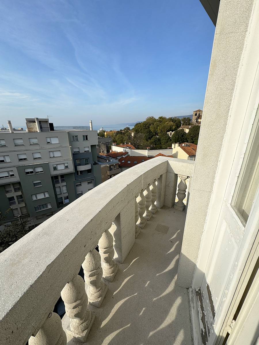 Appartamento in vendita a Trieste, Centro