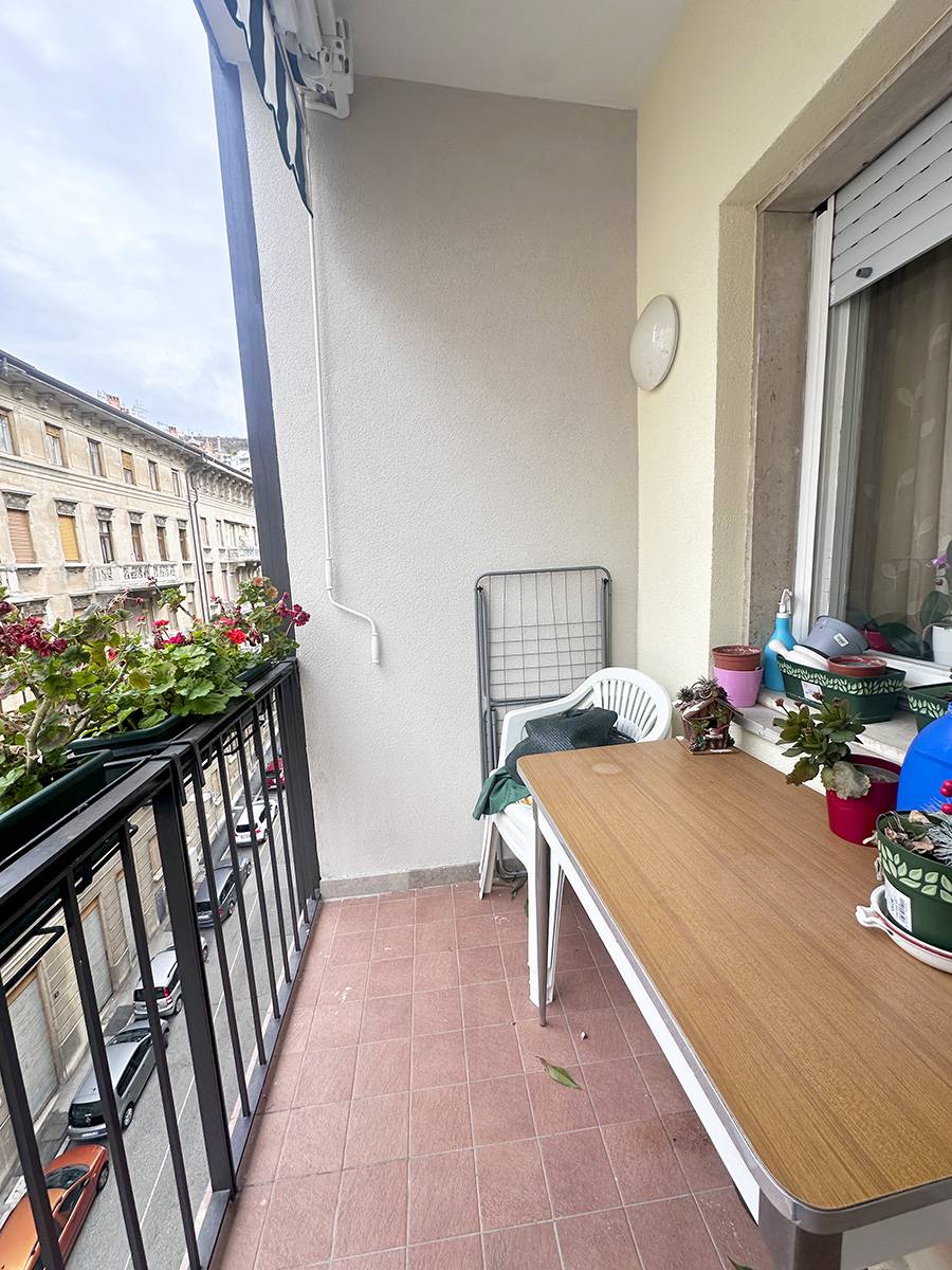 Appartamento in vendita a Trieste, Centro