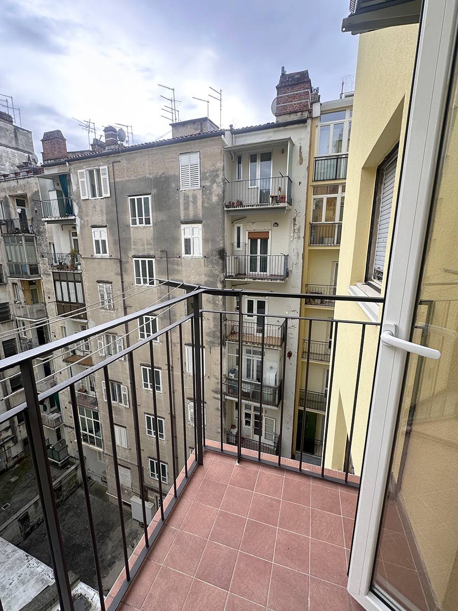 Appartamento in vendita a Trieste, Centro