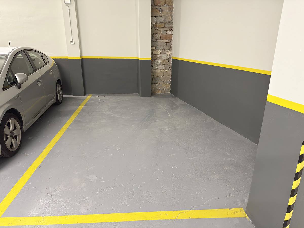 Posto auto coperto in affitto a Trieste, Centro