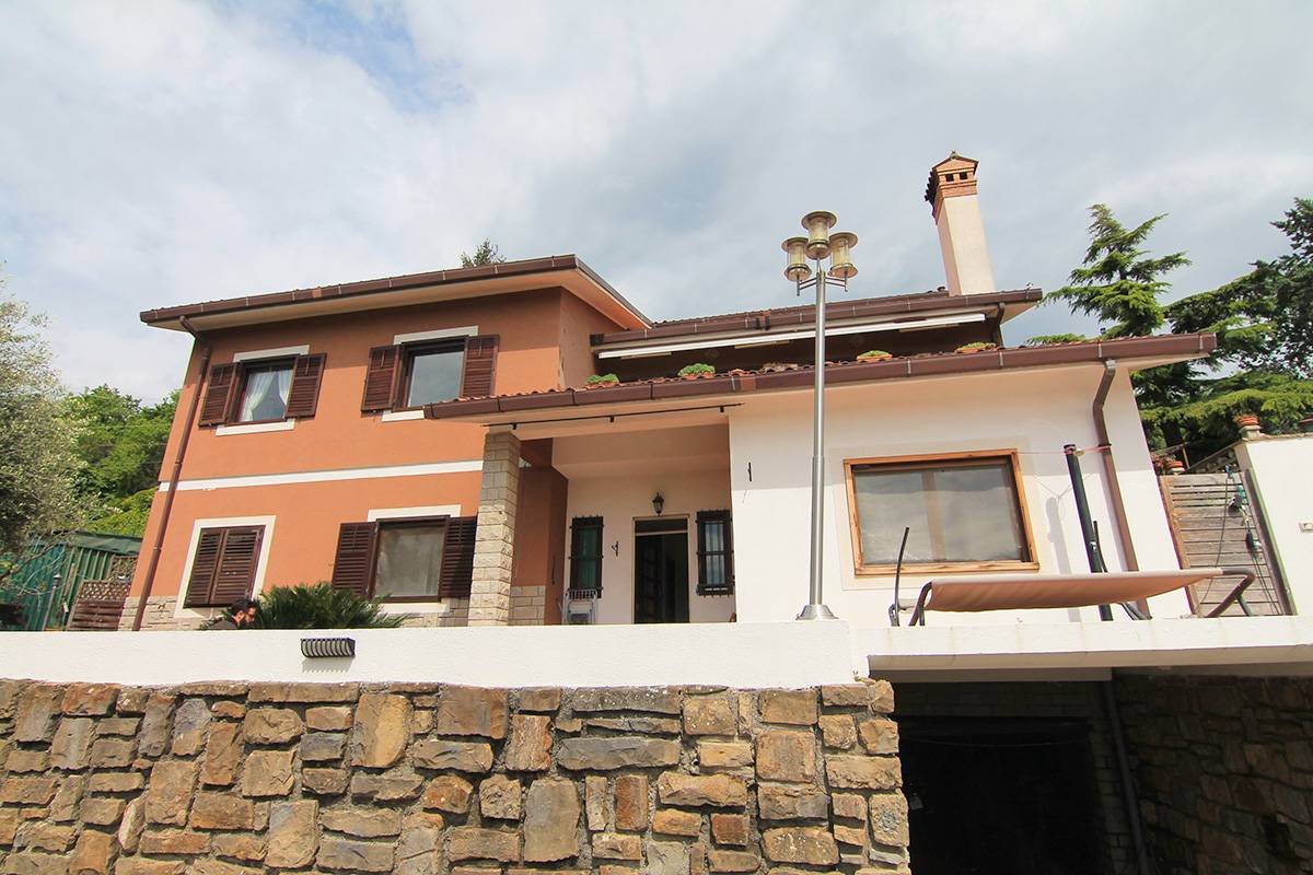 Porzione di bifamiliare in vendita a Muggia