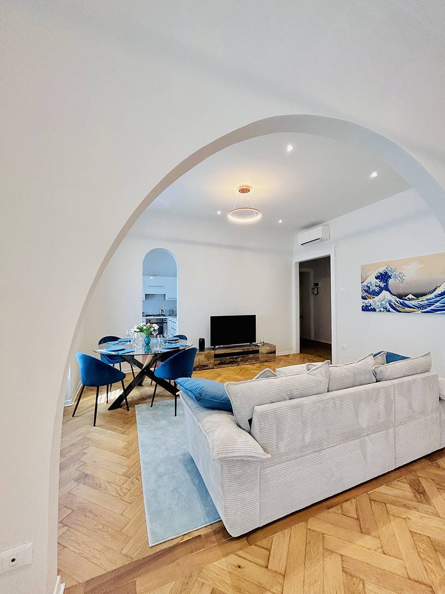 Appartamento in vendita a Trieste, Centro