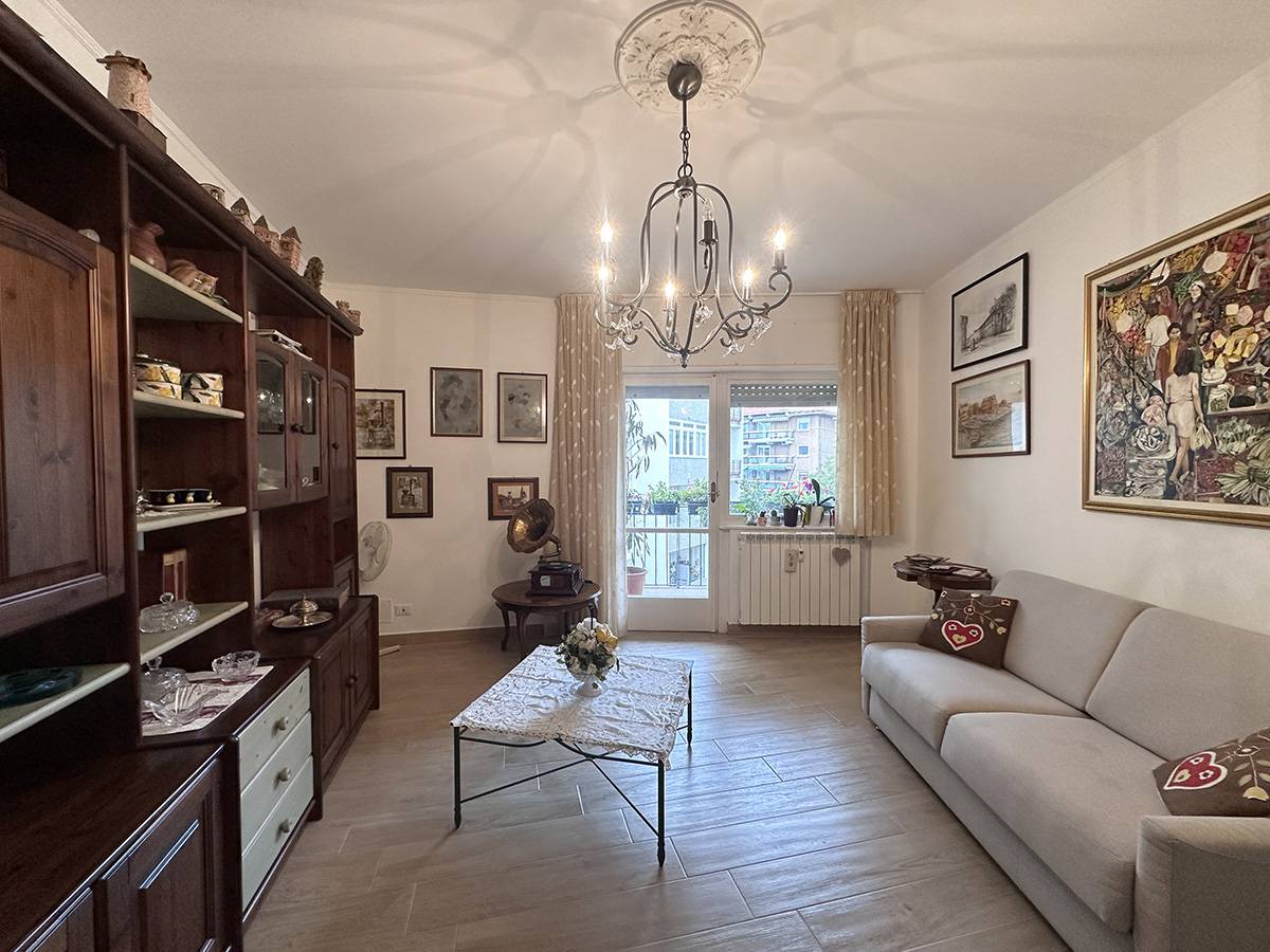 Appartamento in vendita a Trieste, Centro