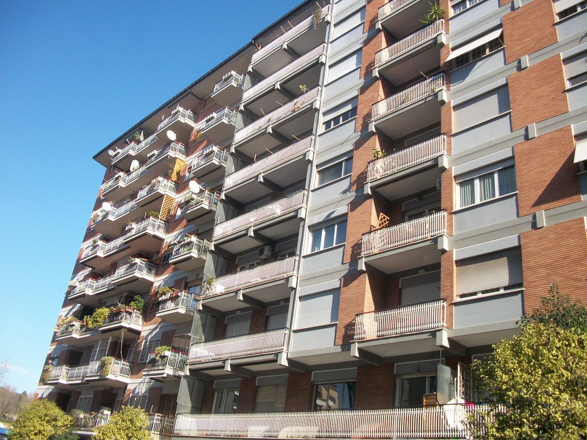 CAMERE (SOLO AFFITTO) in affitto a Roma, Ardeatino/Colombo/Garbatella