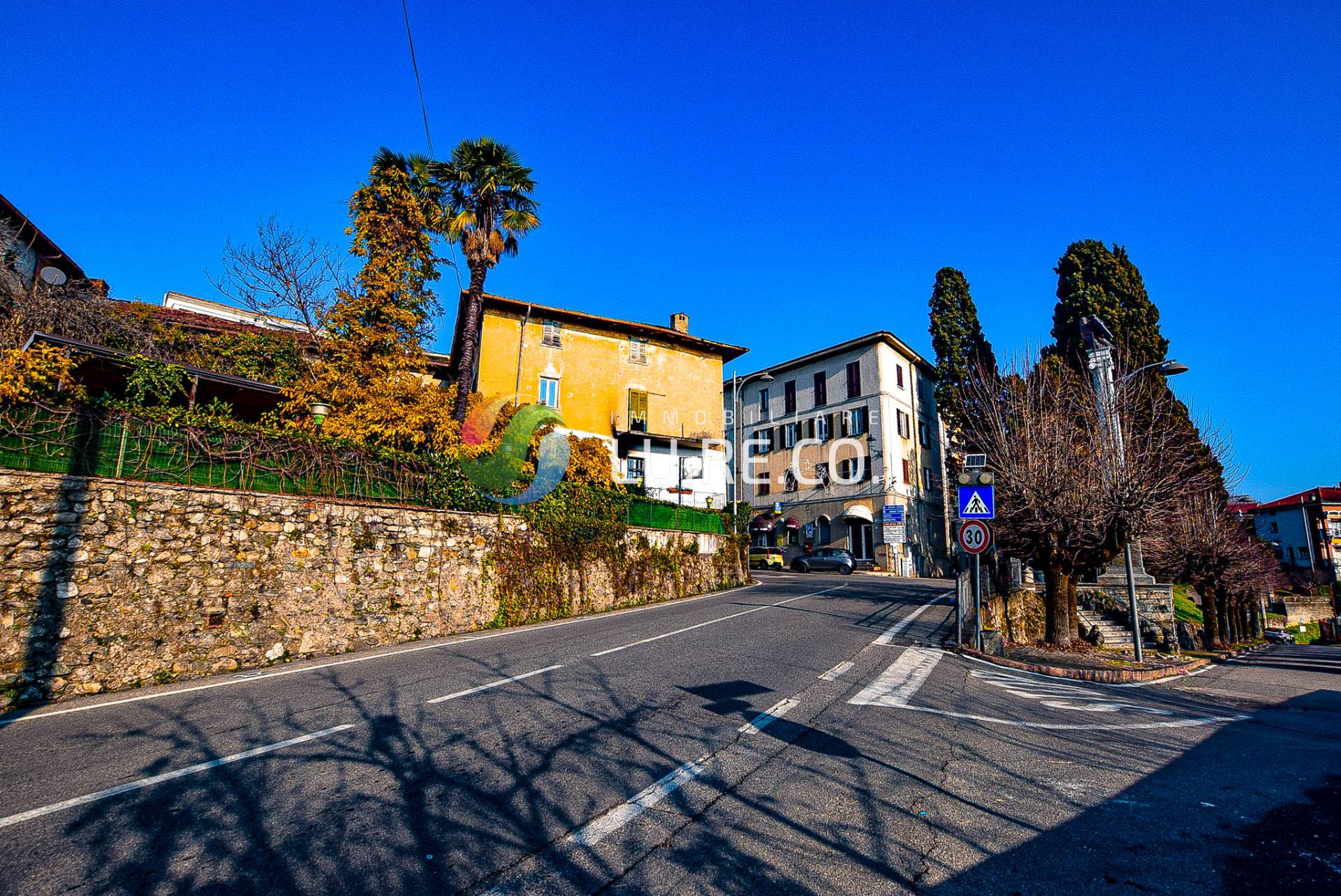 Fabbricato in vendita a Inverigo