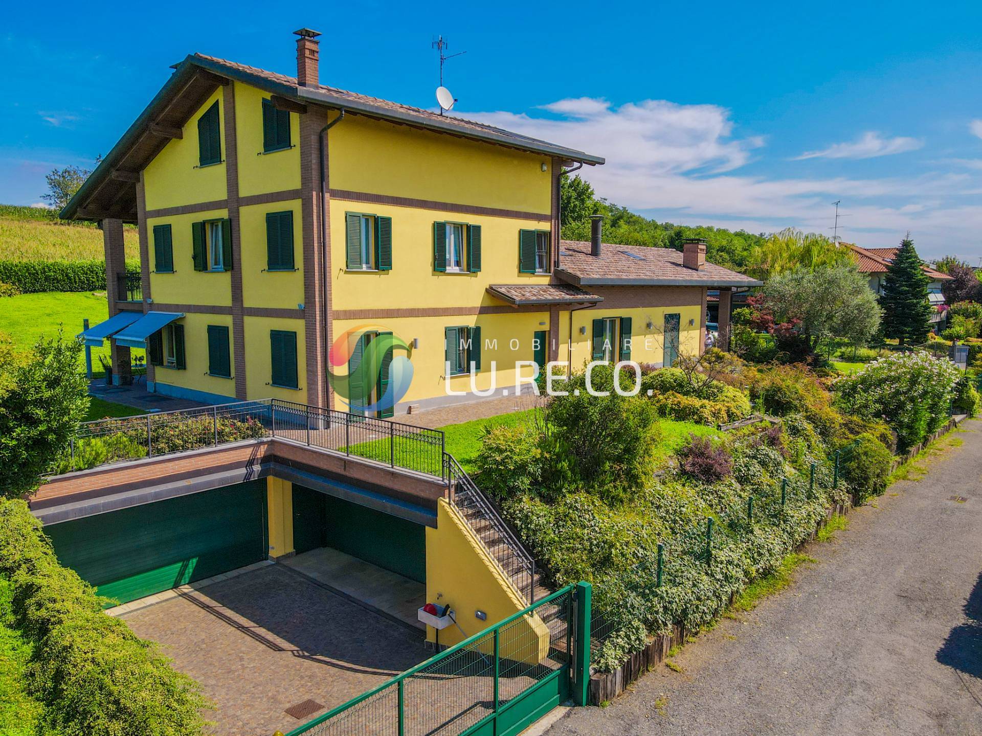 Villa in vendita a Camparada
