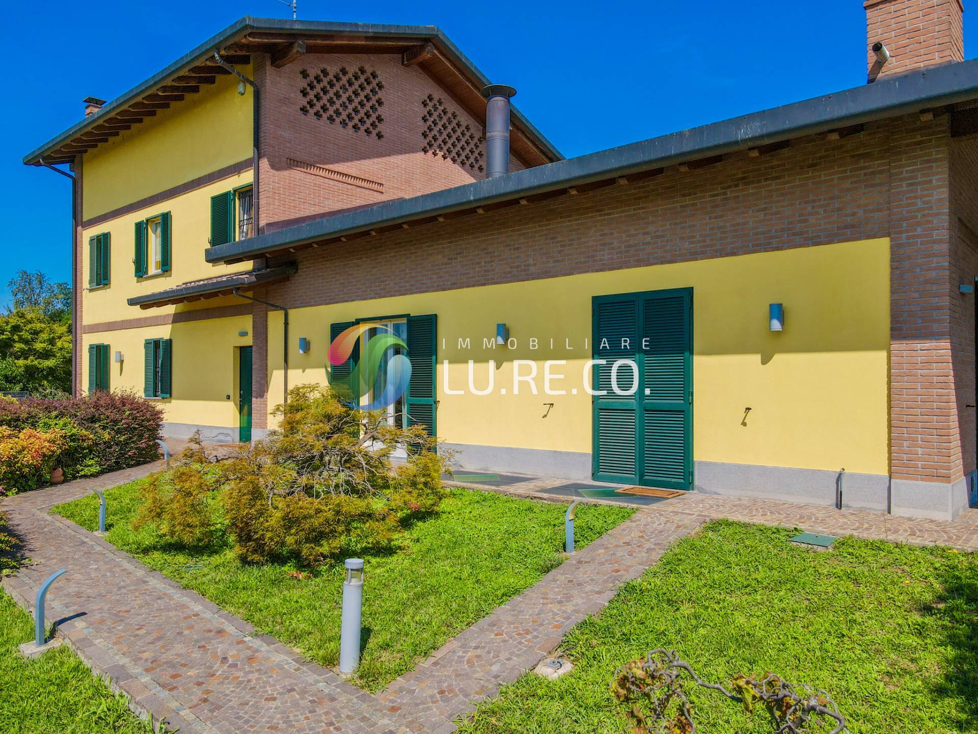 Villa in vendita a Camparada