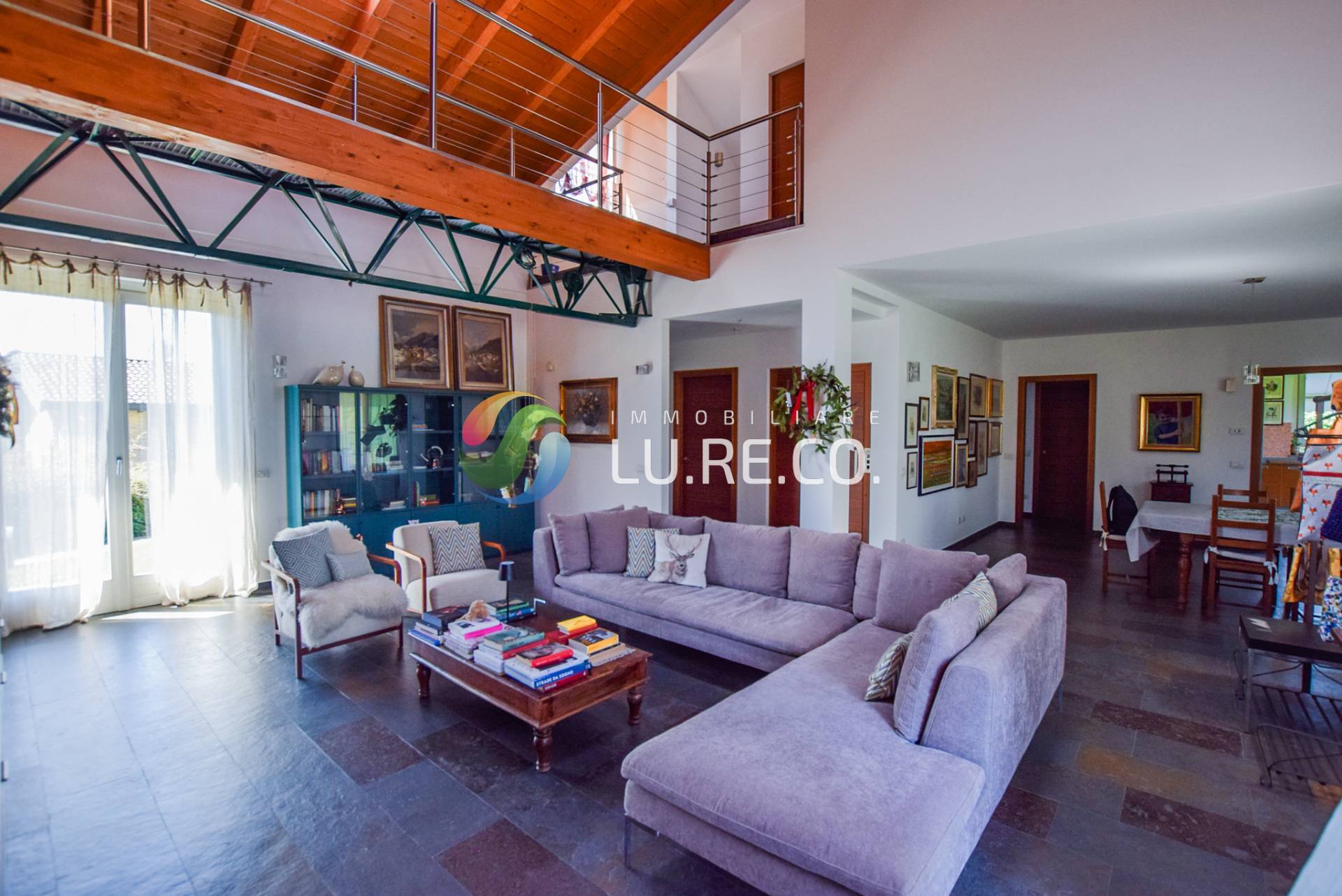 Villa in vendita a Camparada