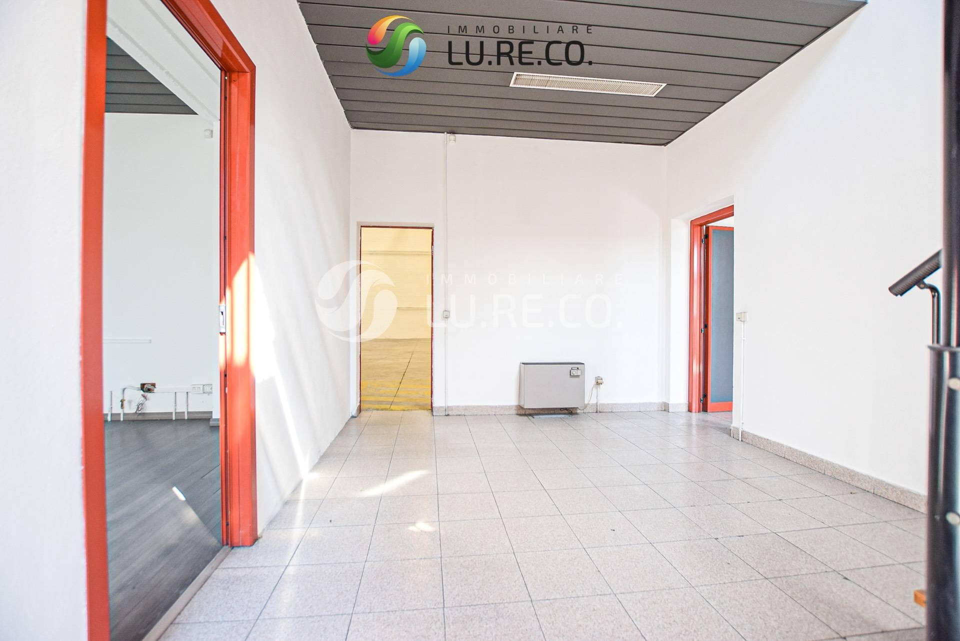 Capannone in vendita a Biassono