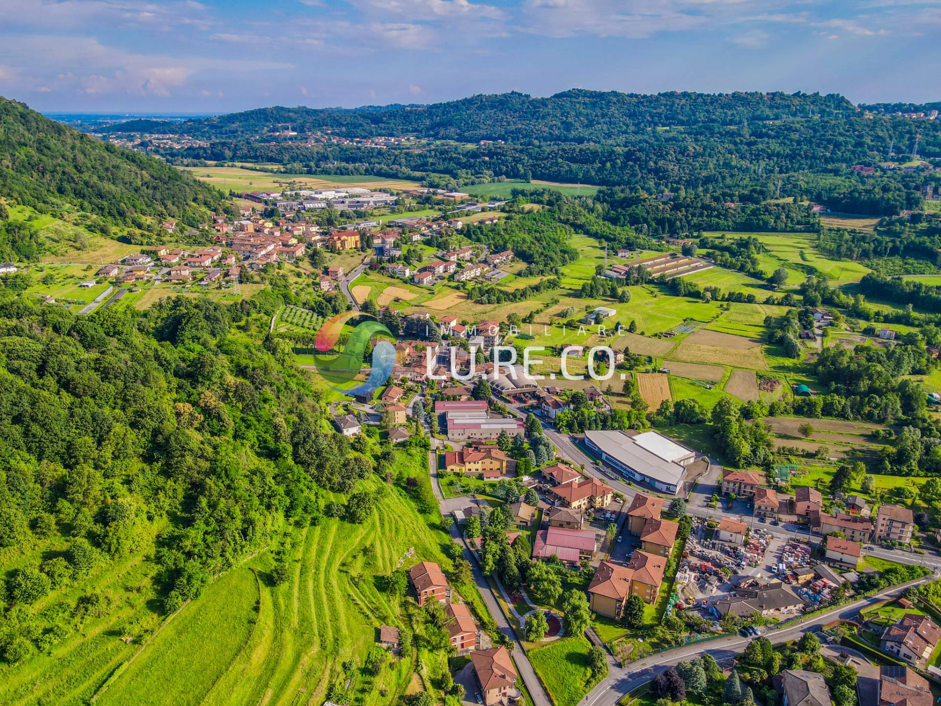 Terreno edificabile in vendita a Castello di Brianza