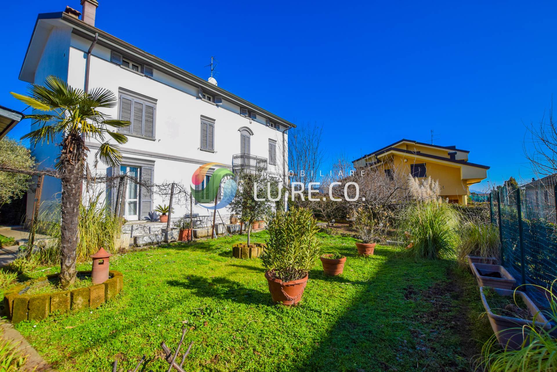 Villa in vendita a Inverigo