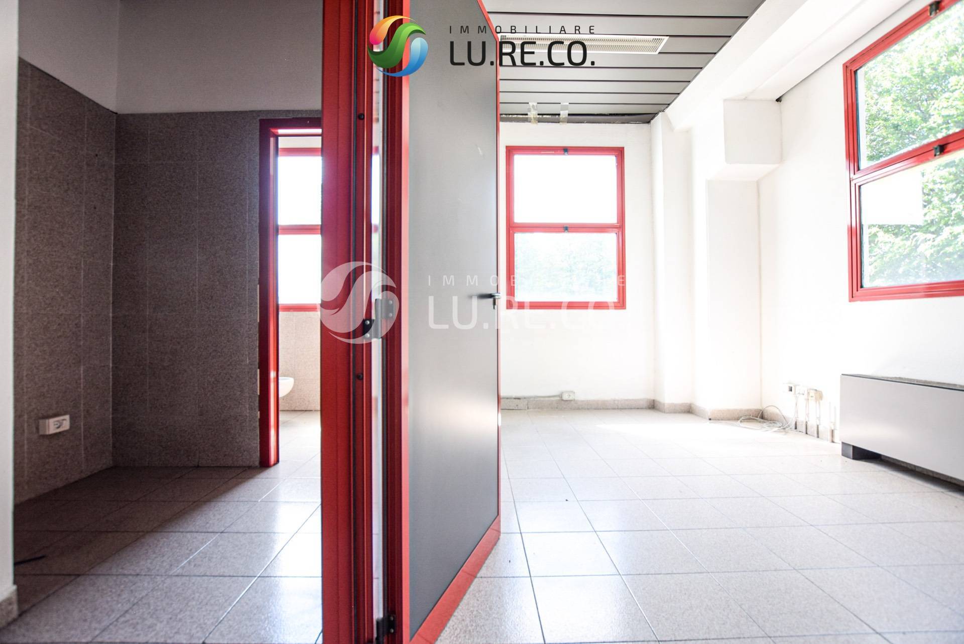 Capannone in vendita a Biassono