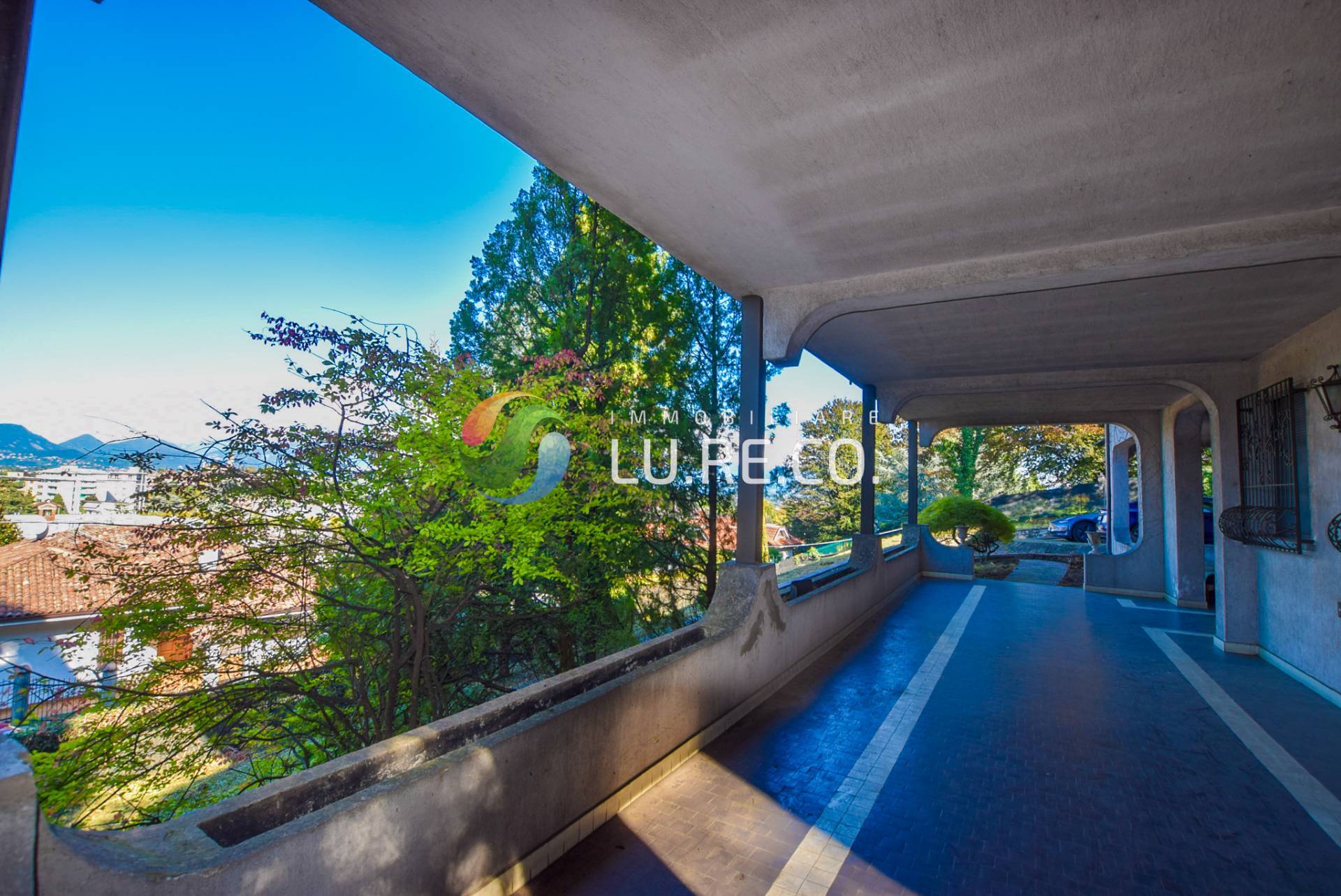 Villa in vendita a Inverigo