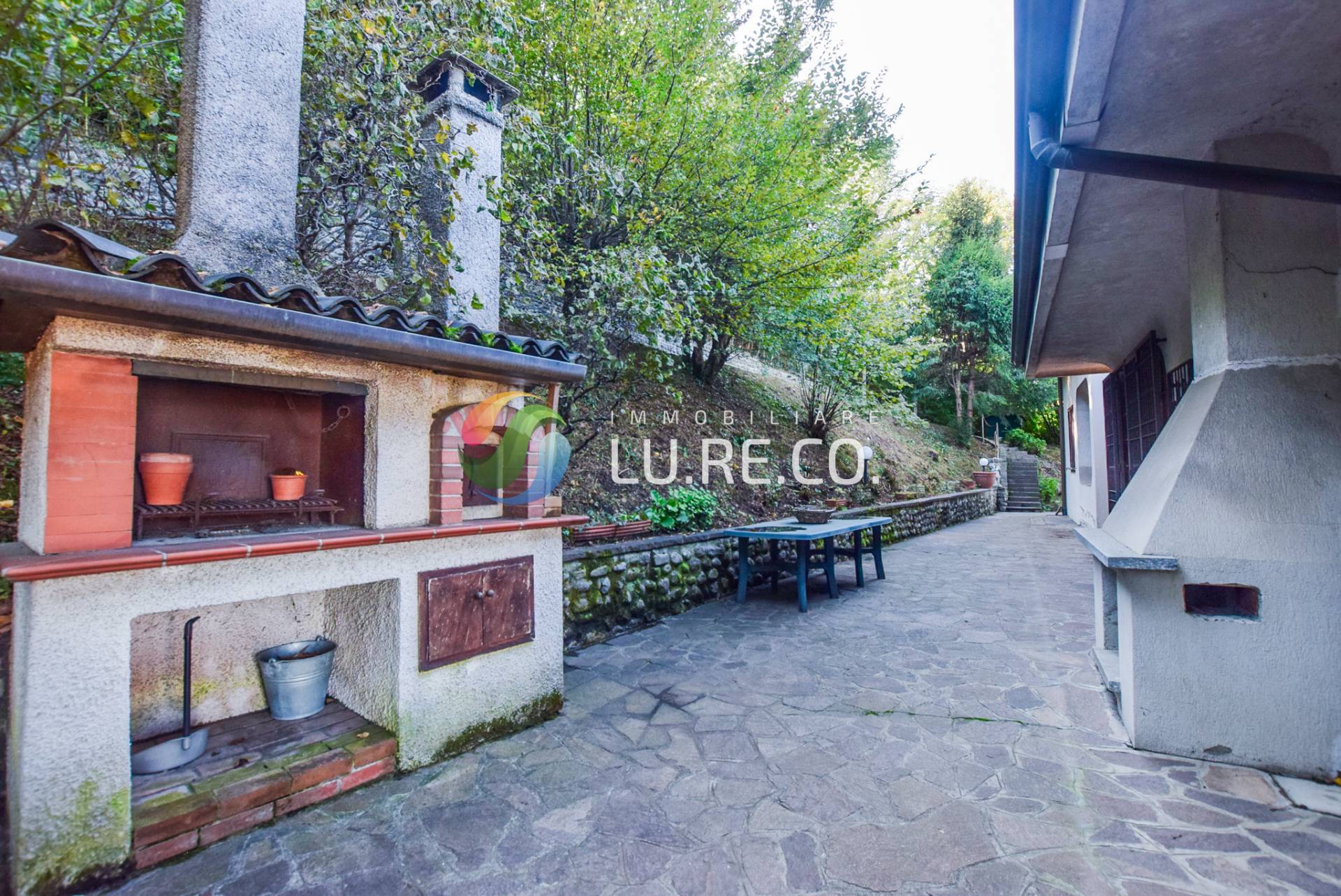 Villa in vendita a Inverigo