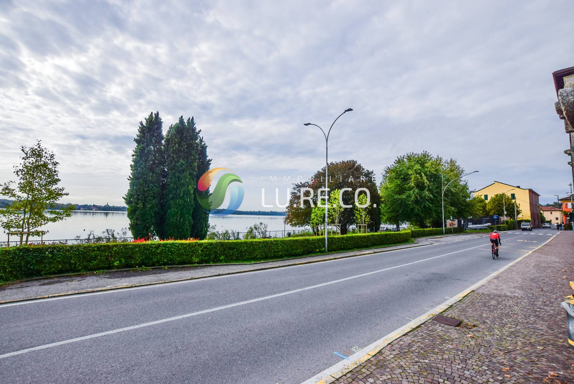 Terreno edificabile in vendita a Pusiano