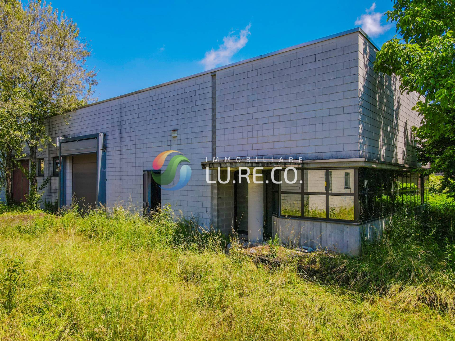 Capannone in vendita a Sovico