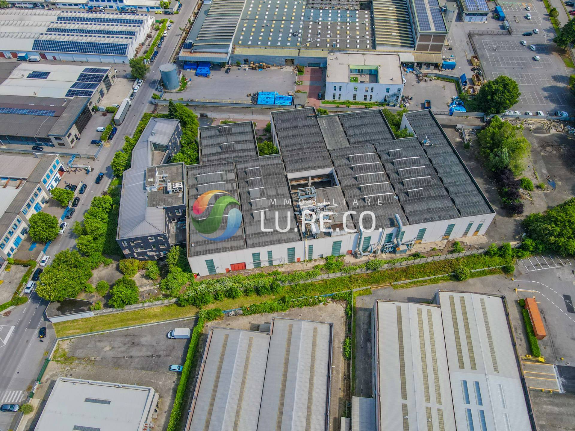 Capannone in vendita a Concorezzo