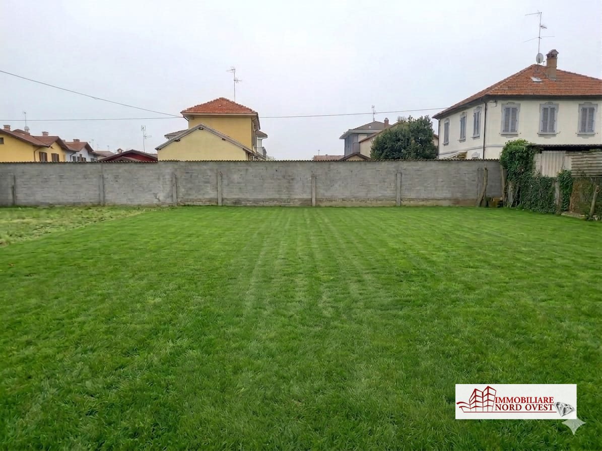 Terreno in vendita a Gambol�