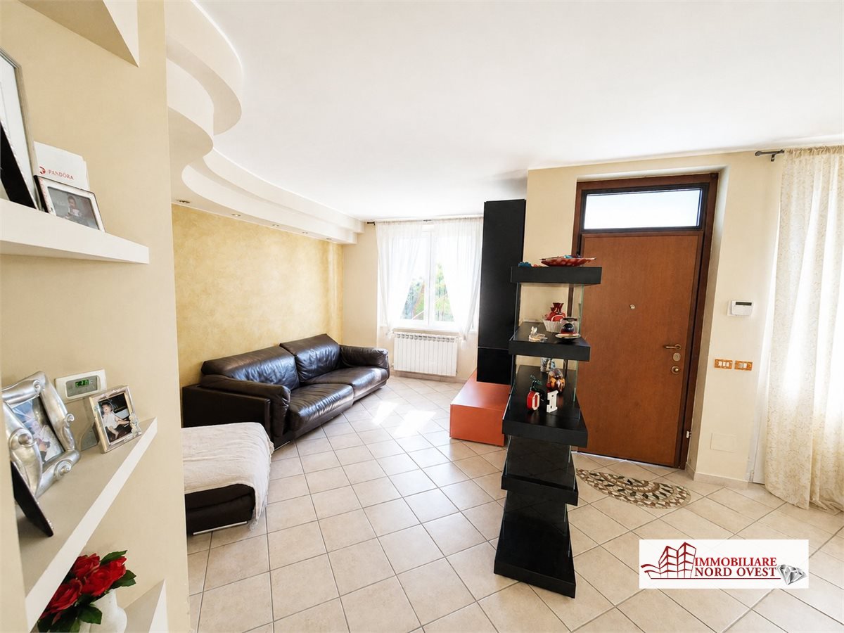 Villa classe A3 a Robecco sul Naviglio