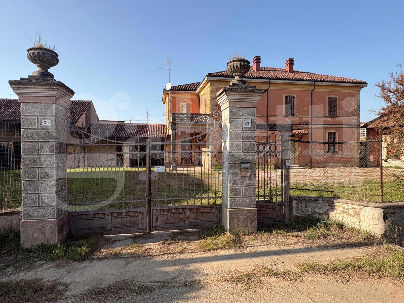 Villa Bifamiliare in vendita a Pozzaglio ed Uniti
