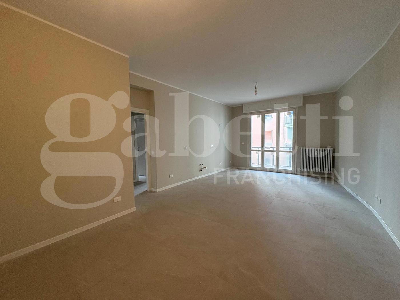 Quadrilocale con box a Cremona