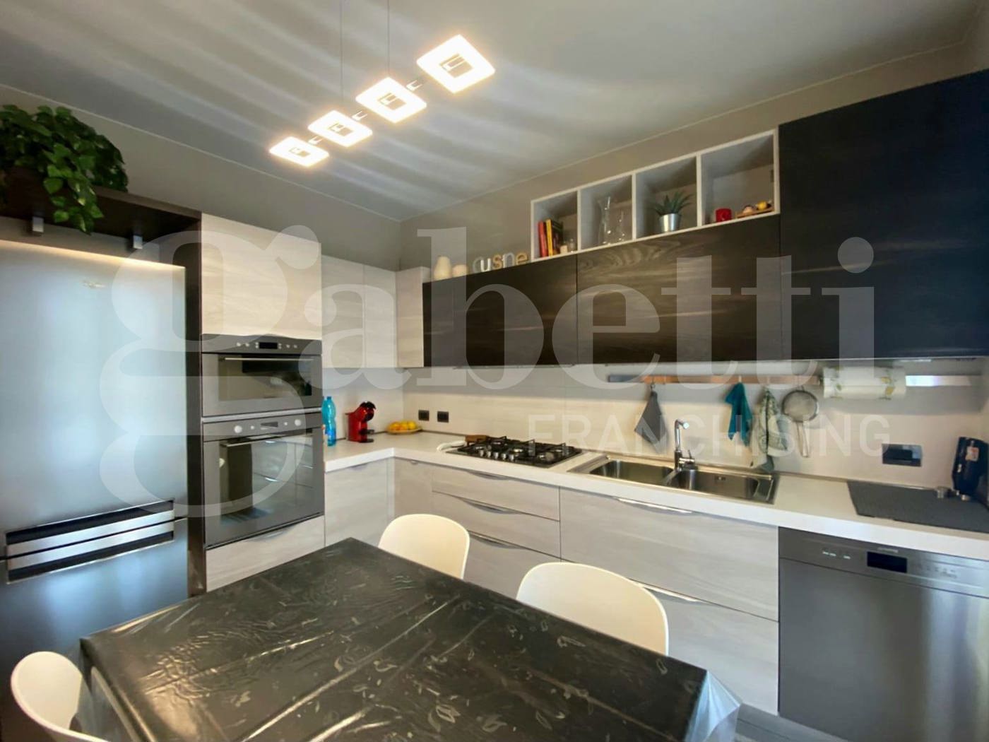 Trilocale con box doppio a Persico Dosimo