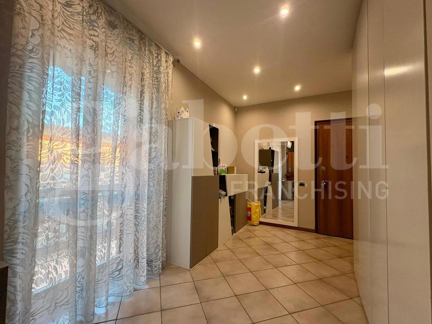 Quadrilocale in vendita a Cremona