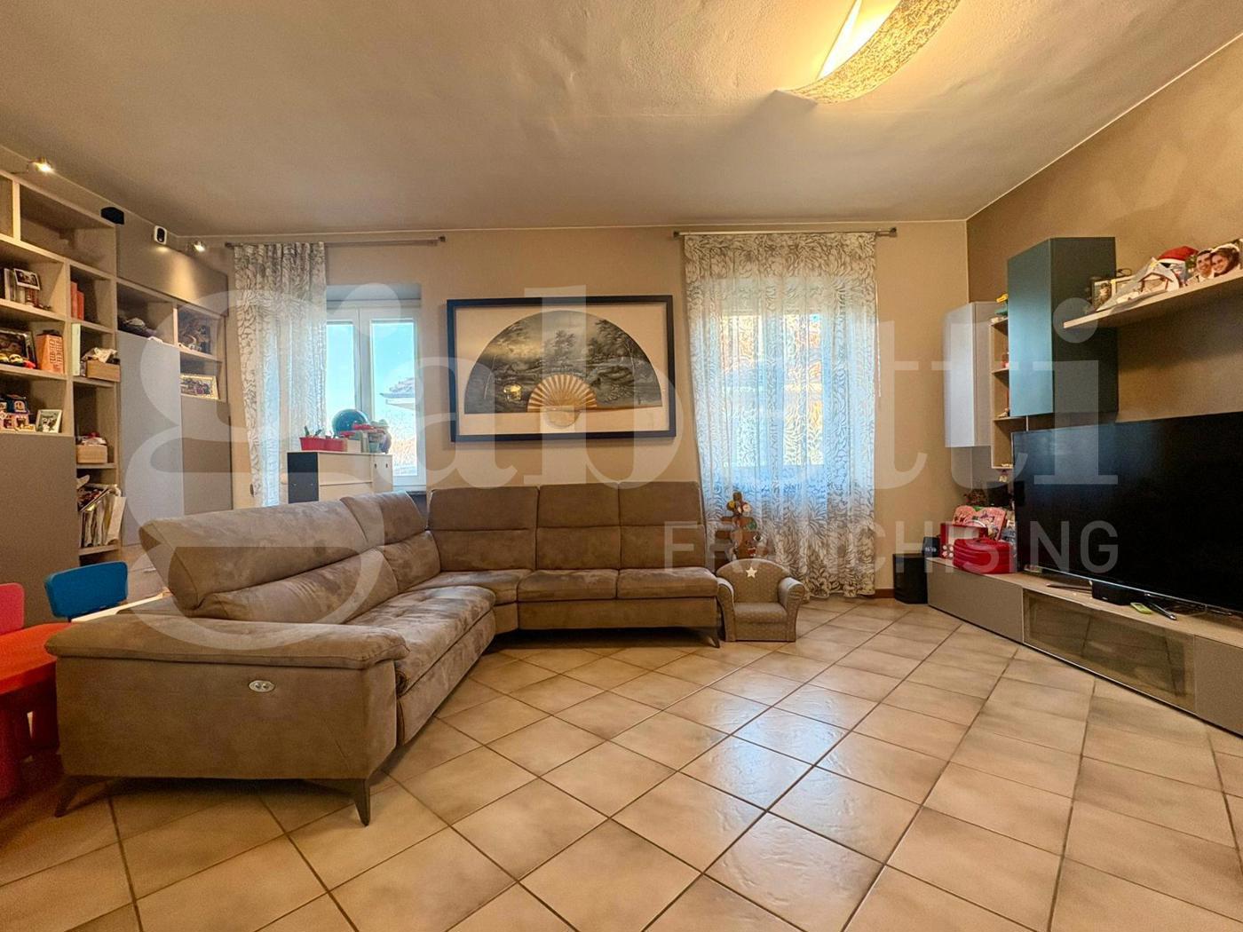 Quadrilocale in vendita a Cremona