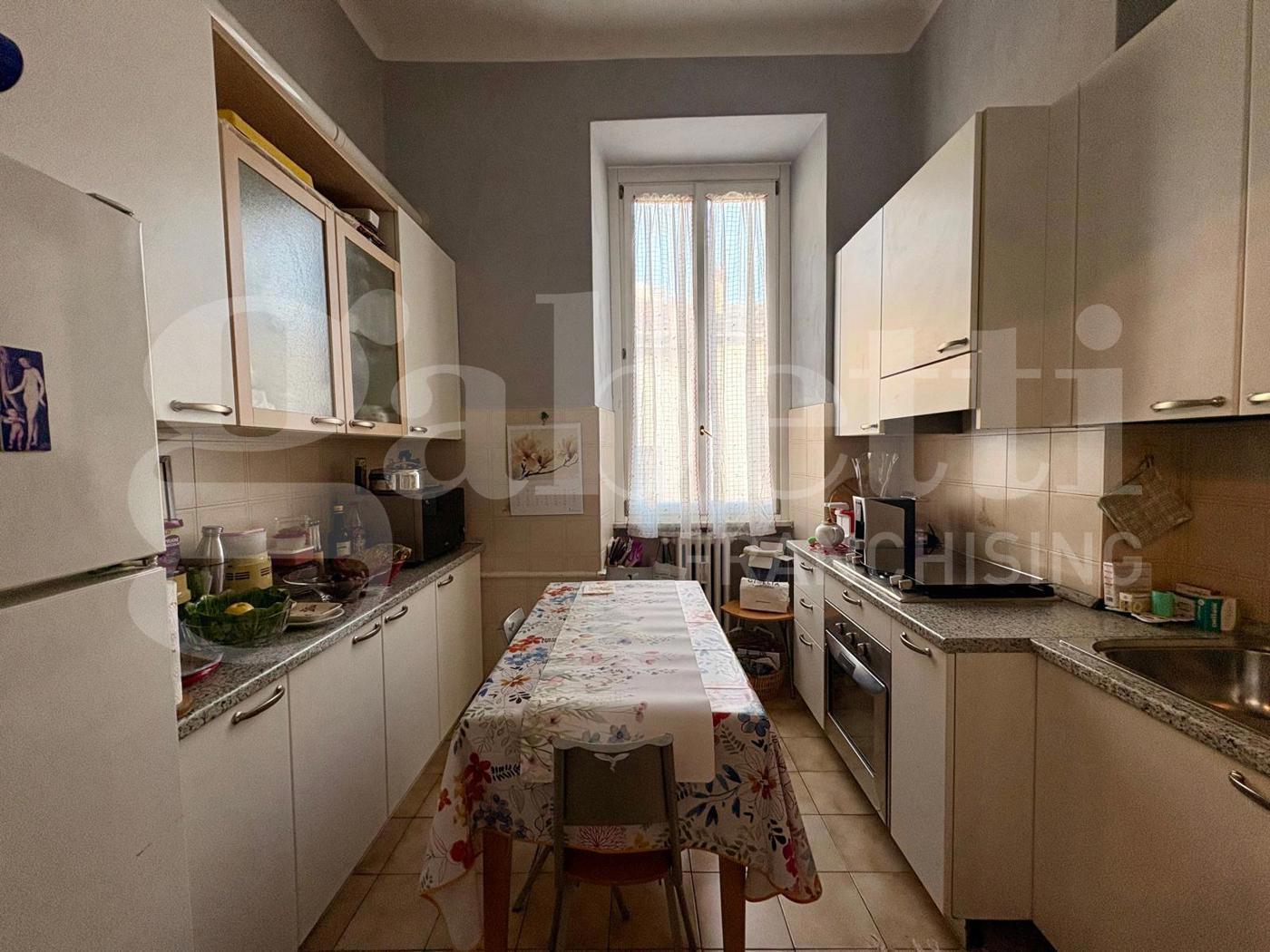 Quadrilocale in vendita a Cremona