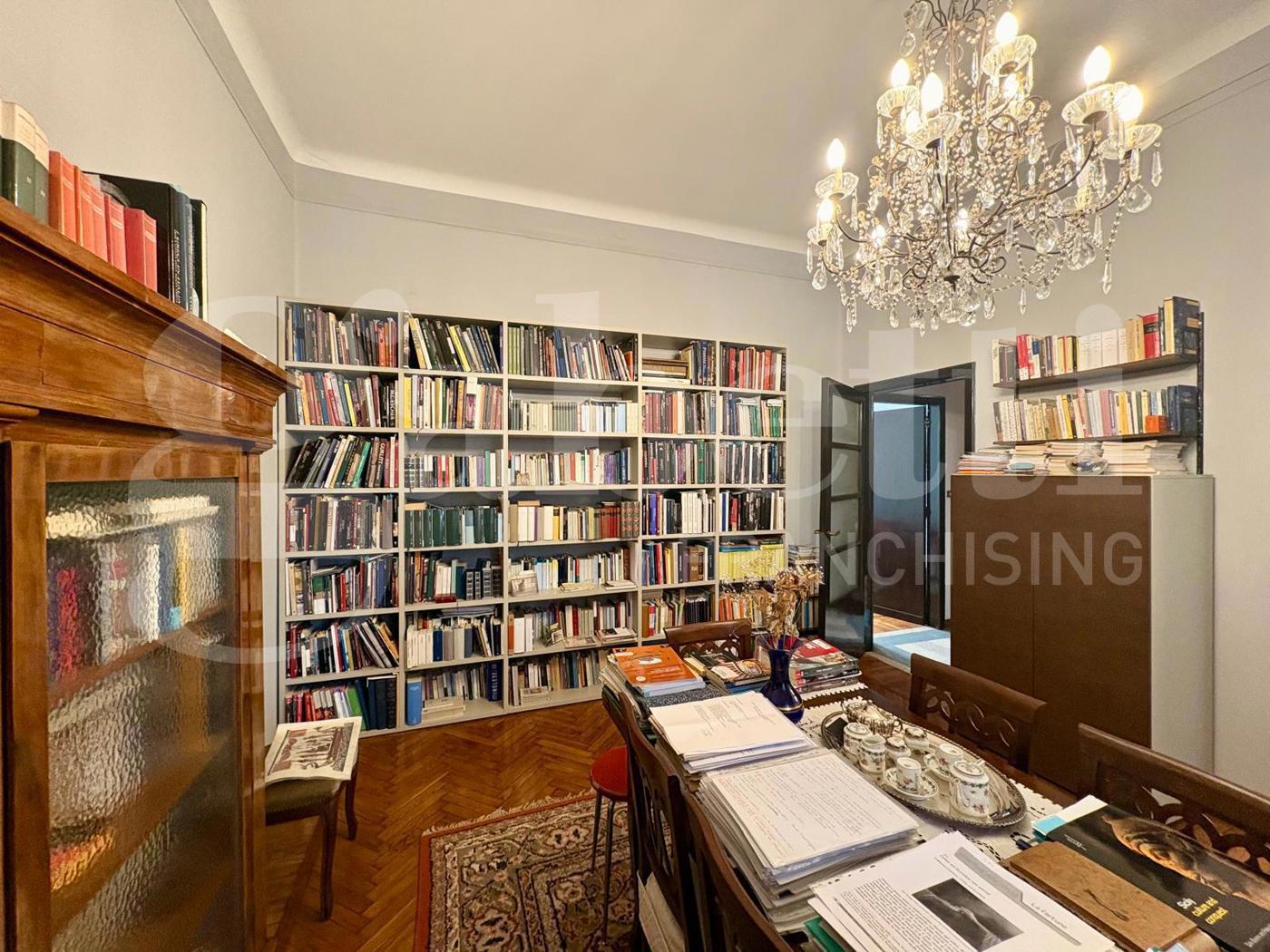 Quadrilocale in vendita a Cremona