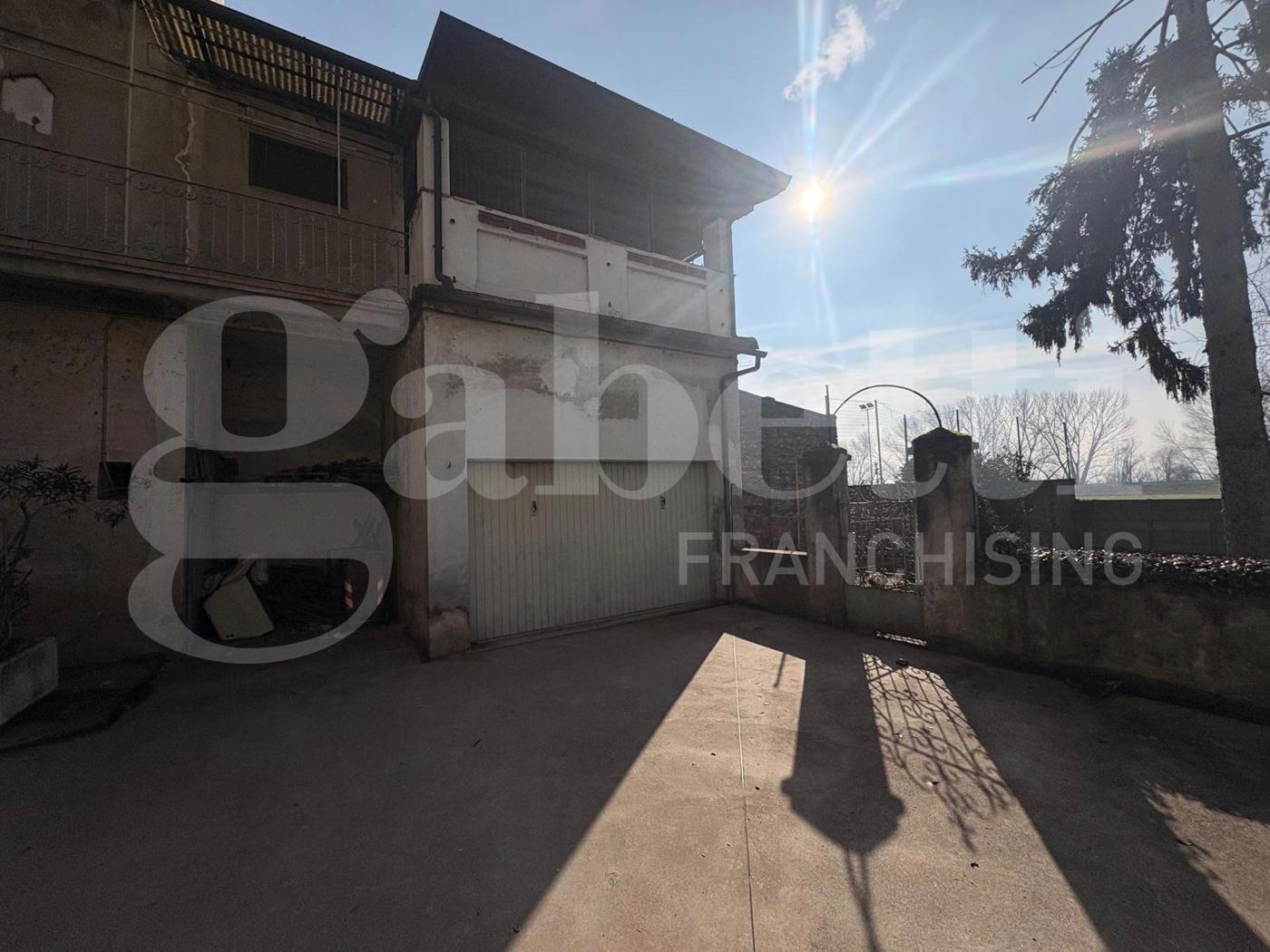 Stabile/Palazzo in vendita a Cremona