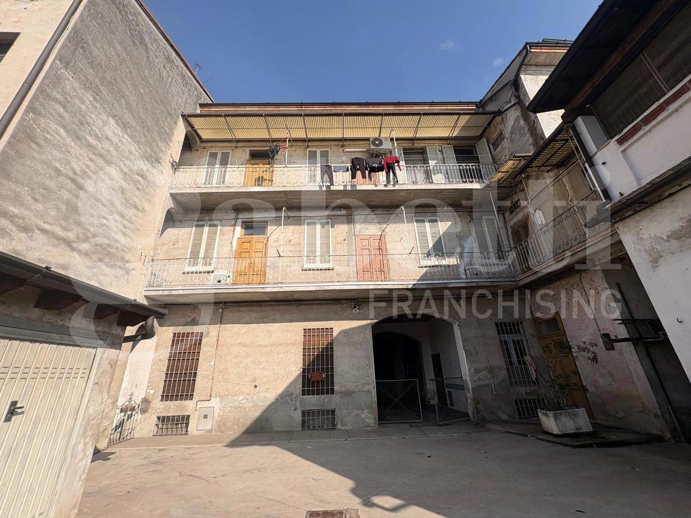 Stabile/Palazzo in vendita a Cremona