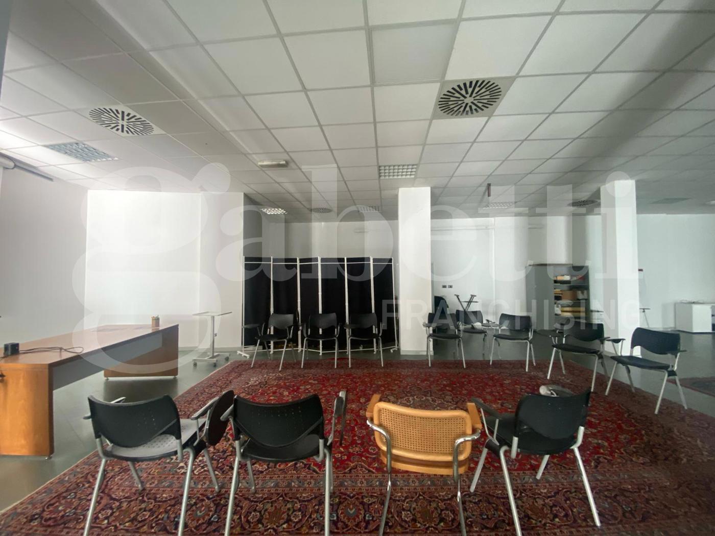 Ufficio in vendita a Cremona