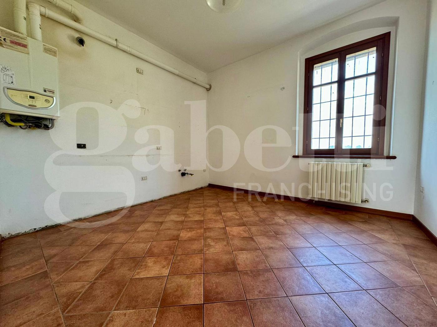 Villa con giardino a Malagnino