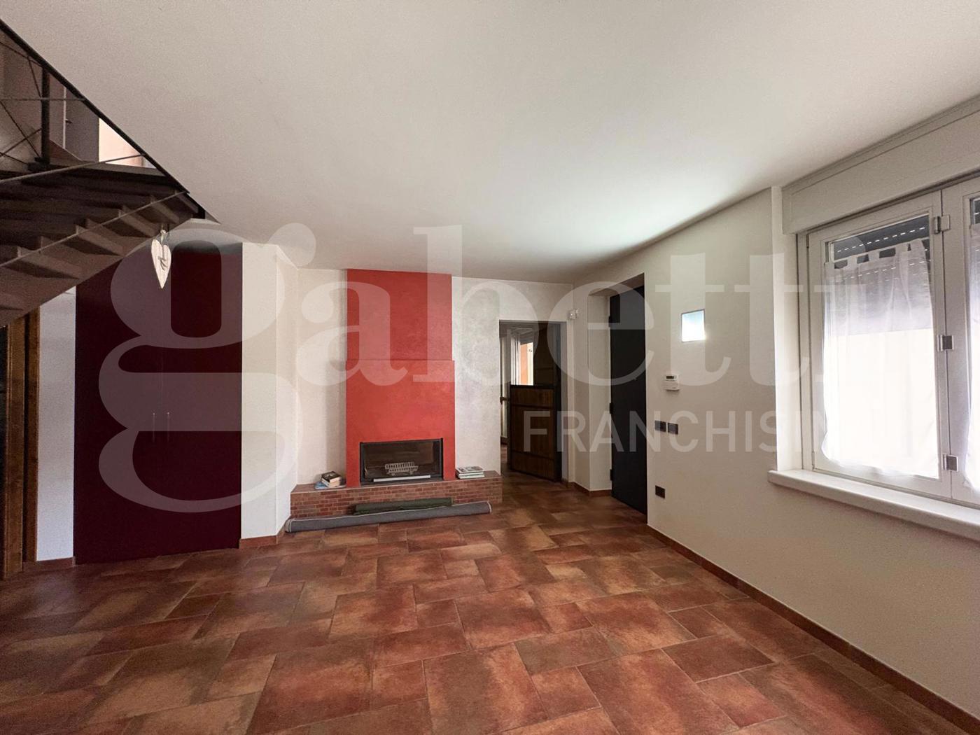 Casa indipendente con giardino a Monticelli d'Ongina