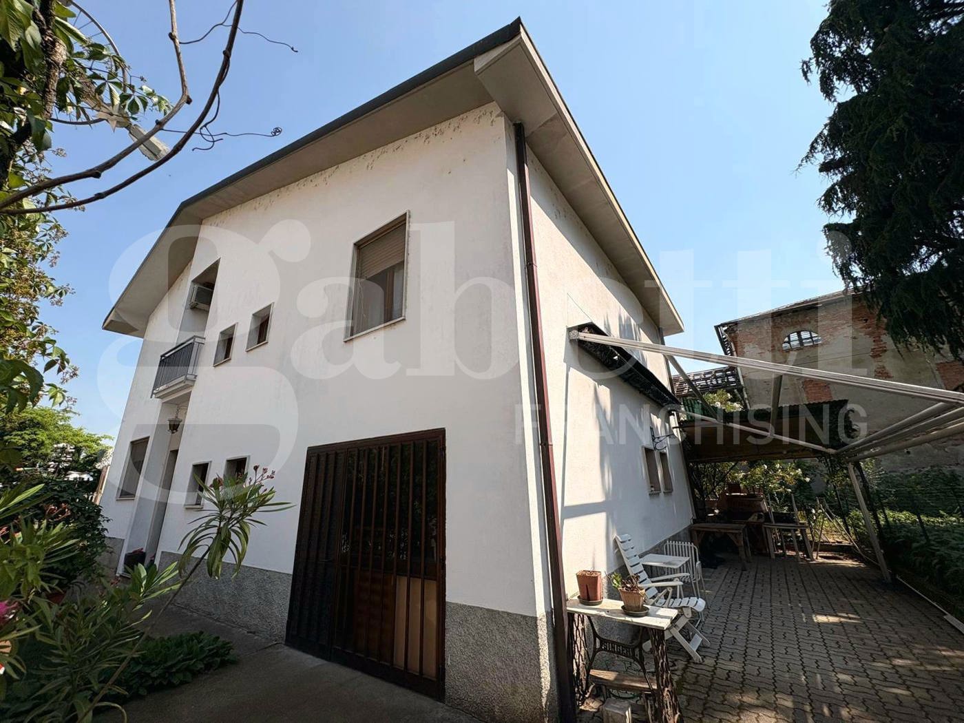 Casa indipendente con giardino a Cremona
