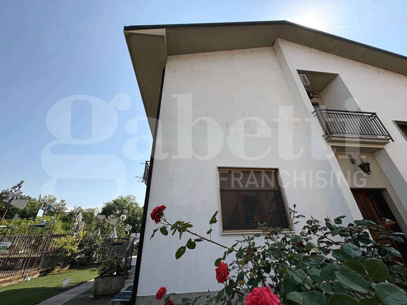 Casa indipendente con giardino a Cremona