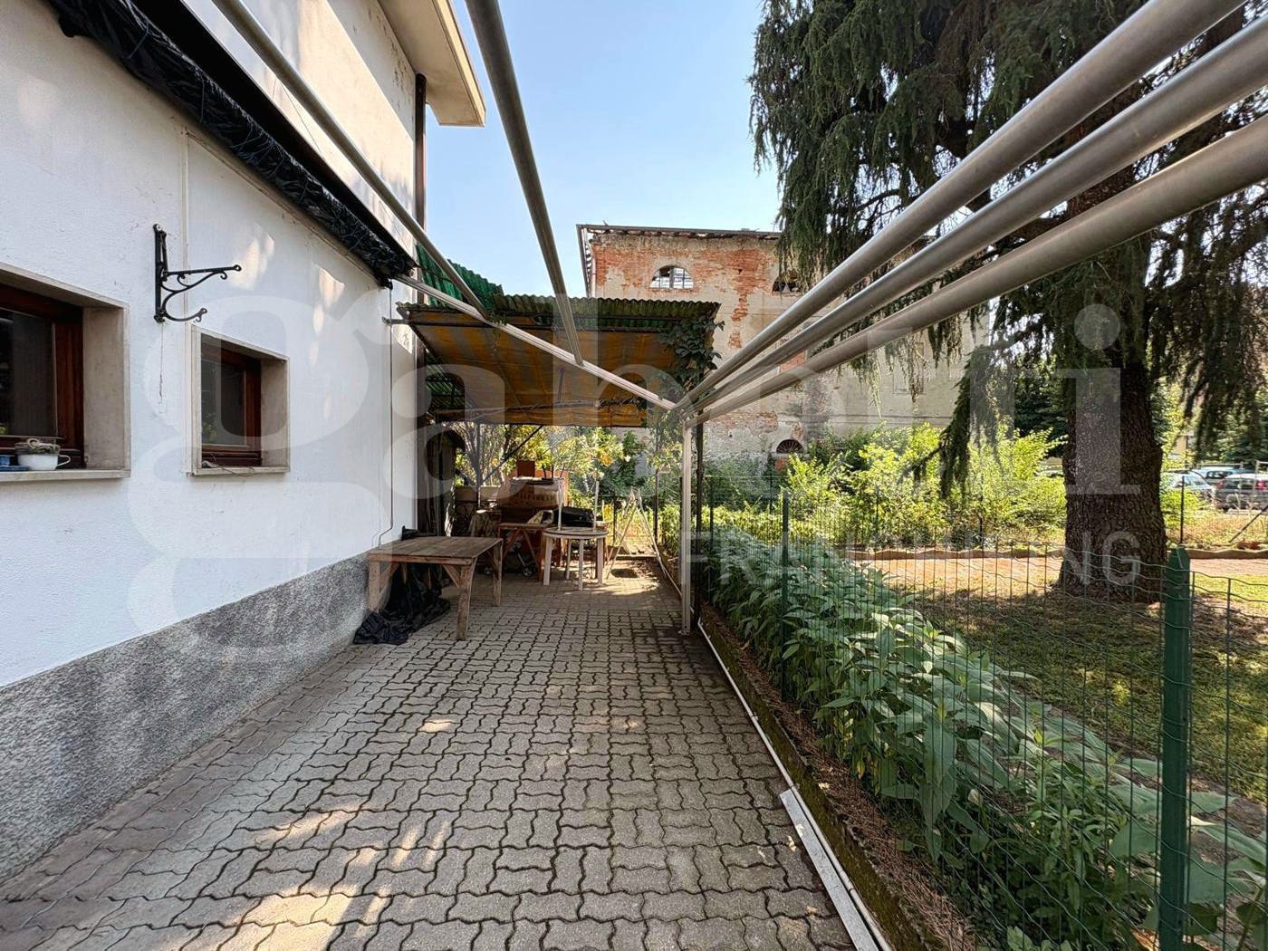 Casa indipendente con giardino a Cremona